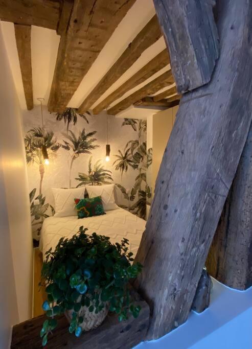 Appartement Bright 1 Bed In The Heart Of Hip Paris, Montorgueil